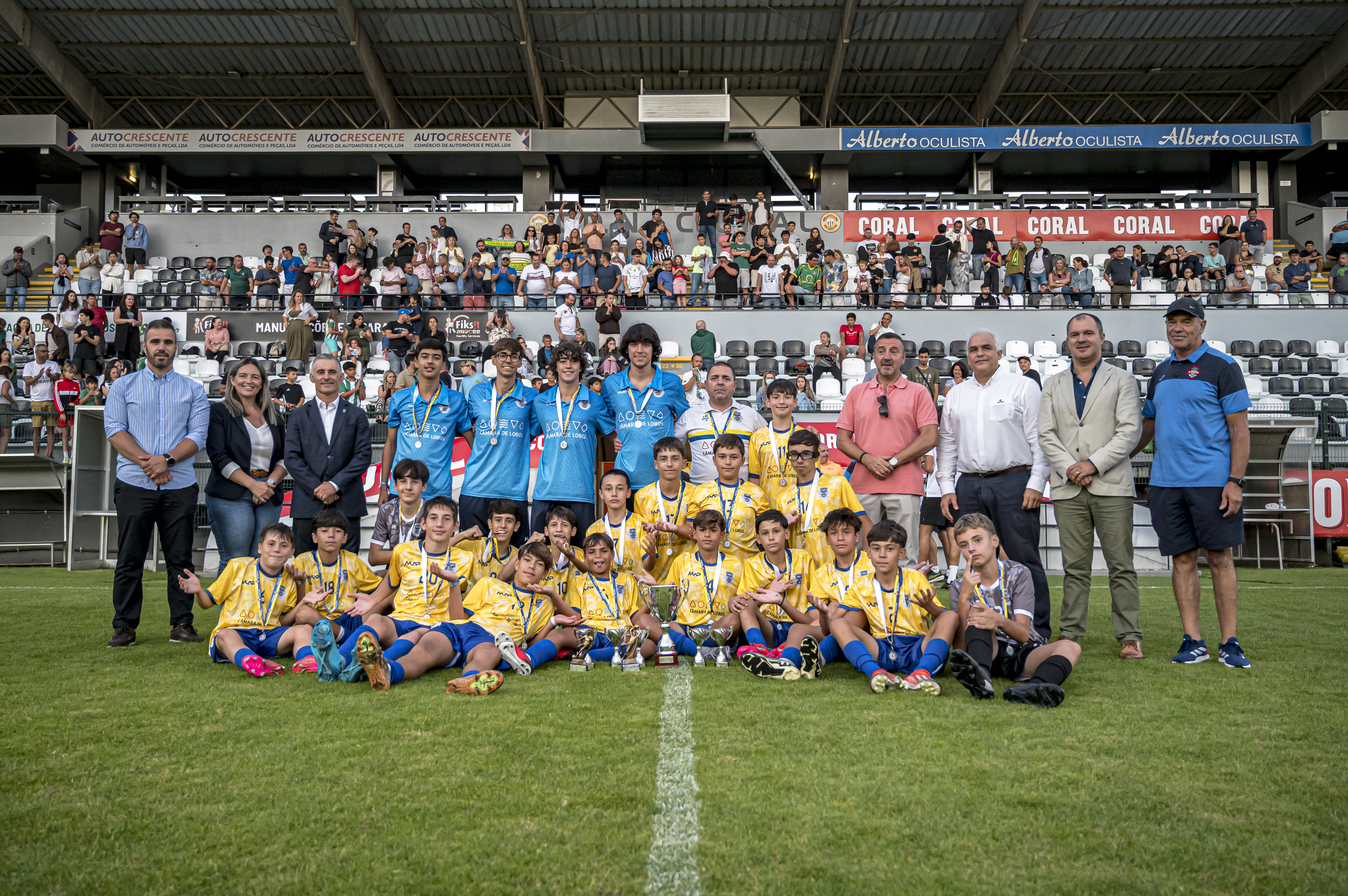 XI TIM: Câmara de Lobos ergue o troféu!